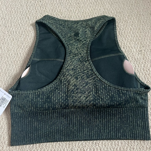 Ebb To Train Bra size 8 BNWT - Picture 4 of 5